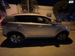 קיה ספורטז' EX אוט' 2.0 (163 כ''ס) בנזין 2011 למכירה בנתניה