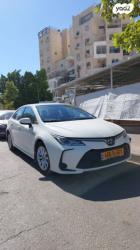 טויוטה קורולה הייבריד Sun סדאן אוט' 1.8 (98 כ''ס) בנזין 2019 למכ