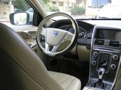 וולוו XC60 T5 R-Design סטיישן אוט' 2.0 (245 כ"ס) בנזין 2015 למכירה בחו