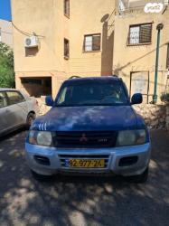 מיצובישי פג'רו ארוך 4X4 GLX אוט' דיזל 7 מק' 3.2 (165 כ''ס) דיזל 2001 