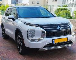 מיצובישי אאוטלנדר Instyle אוט' 7 מק' 2.5 (181 כ"ס) בנזין 2022 למכיר