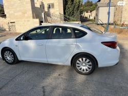 אופל אסטרה Berlina Enjoy סדאן אוט' 1.4 (140 כ"ס) בנזין 2016 למכירה בב