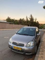 טויוטה יאריס Sol אוט' 1.3 (87 כ''ס) בנזין 2004 למכירה בכפר סירקי
