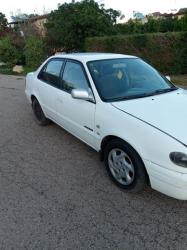 טויוטה קורולה GLI אוט' 1.6 (99-02)- 110 כ"ס בנזין 2001 למכירה במפעל