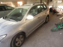 יונדאי i30CW Inspire סטיישן אוט' 1.6 (126 כ''ס) בנזין 2011 למכירה ביר