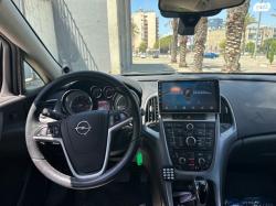 אופל אסטרה Berlina Enjoy סדאן אוט' 1.4 (140 כ"ס) בנזין 2016 למכירה בח