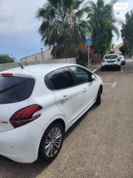 פיג'ו 208 Active Pro אוט' 1.2 (110 כ"ס) בנזין 2016 למכירה בנצרת עילית 