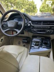 אאודי Q7 4X4 Luxury אוט' דיזל 7 מק' 3.0 (272 כ''ס) דיזל 2017 למכירה באר