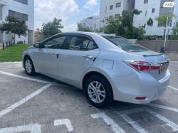 טויוטה קורולה Sun אוט' 1.6 (132 כ"ס) בנזין 2015 למכירה בהרצליה