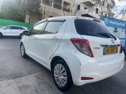 טויוטה יאריס Style אוט' 1.3 (99 כ"ס) בנזין 2013 למכירה בירושלים