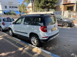 סקודה ייטי / Yeti Ambition אוט' 1.2 (105 כ"ס) בנזין 2015 למכירה בפתח ת