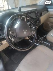 מיצובישי אאוטלנדר Instyle אוט' 7 מק' 2.0 (150 כ"ס) בנזין 2017 למכיר