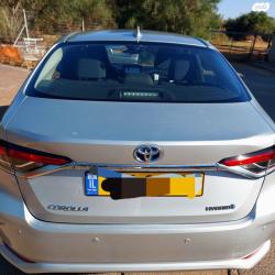 טויוטה קורולה הייבריד Sun סדאן אוט' 1.8 (98 כ''ס) בנזין 2019 למכ