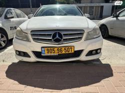 מרצדס C-Class Taxi C180 Taxi Classic אוט' דיזל 2.1 (120 כ''ס) דיזל 2013 למכיר