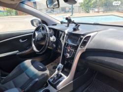 יונדאי i30 Inspire סטיישן אוט' 1.6 (135 כ"ס) בנזין 2016 למכירה בכפר 