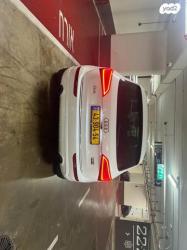 אאודי Q5 4X4 Luxury אוט' 2.0 (225 כ"ס) בנזין 2015 למכירה בהרצליה