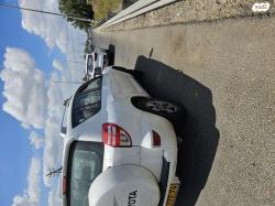 טויוטה RAV4 ארוך 4X4 GLI אוט' 2.0 (158 כ''ס) בנזין 2011 למכירה בבית א