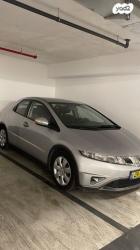 הונדה סיוויק האצ'בק החדשה Comfort אוט' 1.8 (140 כ''ס) בנזין 2011 למ