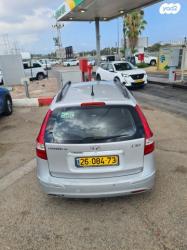 יונדאי i30CW Inspire סטיישן אוט' 1.6 (126 כ''ס) בנזין 2010 למכירה בגן