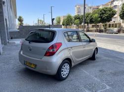 יונדאי i20 Inspire אוט' 1.4 (100 כ"ס) [2009-2015] בנזין 2011 למכירה בשוהם