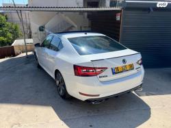 סקודה סופרב (עד 2019) L&K אוט' 2.0 (220 כ''ס) בנזין 2016 למכירה בחיפ