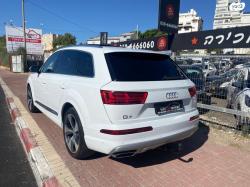 אאודי Q7 4X4 Luxury אוט' דיזל 7 מק' 3.0 (272 כ''ס) דיזל 2017 למכירה בגד