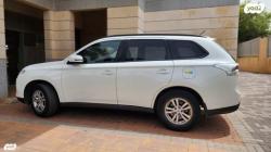 מיצובישי אאוטלנדר Instyle אוט' 5 מק' 2.0 (150 כ"ס) בנזין 2013 למכיר