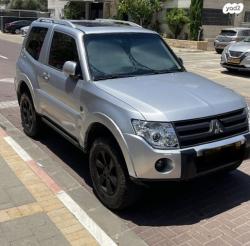 מיצובישי פג'רו קצר 4X4 Dakar אוט' דיזל 5 מק' 3.2 (170 כ''ס) דיזל 2008 