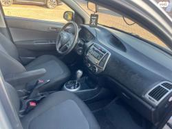 יונדאי i20 Insight אוט' 1.4 (100 כ"ס) בנזין 2013 למכירה בנס ציונה