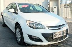 אופל אסטרה Berlina Enjoy סדאן אוט' 1.4 (140 כ"ס) בנזין 2014 למכירה בח