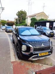 מיצובישי אאוטלנדר Instyle אוט' 7 מק' 2.5 (181 כ"ס) בנזין 2023 למכיר
