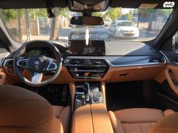 ב.מ.וו סדרה 5 530E M-Design SE אוט' 2.0 (184 כ''ס) היברידי חשמל / בנזין