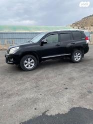 טויוטה לנד קרוזר ארוך 4X4 Luxury 60th אוט' דיזל 7 מק' 3.0 (190 כ''ס) ד