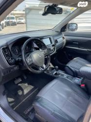 מיצובישי אאוטלנדר Instyle אוט' 7 מק' 2.0 (150 כ"ס) בנזין 2016 למכיר