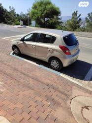 יונדאי i20 Inspire אוט' 1.4 (100 כ"ס) [2009-2015] בנזין 2011 למכירה בנצרת