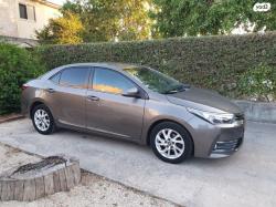 טויוטה קורולה 50th Edition אוט' 1.6 (132 כ"ס) בנזין 2017 למכירה בפתח