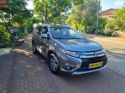 מיצובישי אאוטלנדר Instyle אוט' 7 מק' 2.0 (150 כ"ס) בנזין 2017 למכיר