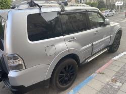 מיצובישי פג'רו ארוך 4X4 Limited אוט' דיזל 7 מק' 3.2 (170 כ''ס) דיזל 2