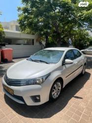 טויוטה קורולה GLI אוט' 1.6 (124 כ''ס) בנזין 2013 למכירה בנתניה