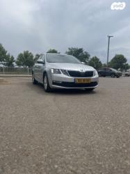 סקודה אוקטביה Ambition אוט' 1.4 (150 כ''ס) בנזין 2018 למכירה בכפר י