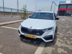 סקודה אוקטביה RS RS אוט' 2.0 (245 כ"ס) בנזין 2023 למכירה בפתח תקו