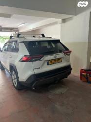 טויוטה RAV4 ארוך 4X4 Experience אוט' 2.0 (175 כ''ס) בנזין 2019 למכירה בי