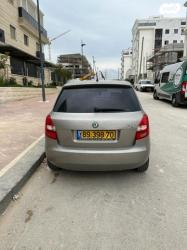 סקודה פאביה Ambiente אוט' 1.6 (105 כ''ס) בנזין 2010 למכירה בקרית את