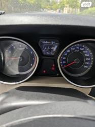 יונדאי i35 Supreme אוט' 1.6 (132 כ''ס) בנזין 2015 למכירה בנצרת עילית