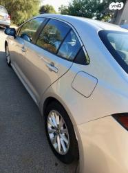 טויוטה קורולה הייבריד Sun סדאן אוט' 1.8 (98 כ''ס) בנזין 2019 למכ