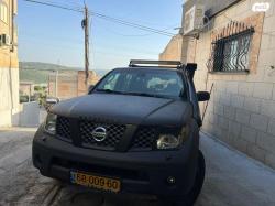 ניסאן פאת'פיינדר 4X4 SE אוט' דיזל 7 מק' 2.5 (171 כ''ס) דיזל 2006 למכ
