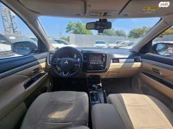 מיצובישי אאוטלנדר Instyle אוט' 7 מק' 2.0 (150 כ"ס) בנזין 2016 למכיר