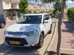 מיצובישי אאוטלנדר 4X4 Limited אוט' 7 דיזל מק' 2.3 (150 כ"ס) דיזל 2015