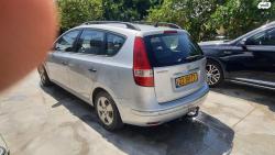 יונדאי i30CW Inspire סטיישן אוט' 1.6 (126 כ''ס) בנזין 2010 למכירה באו