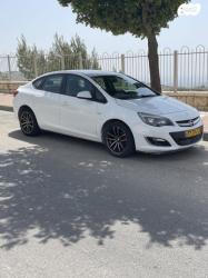 אופל אסטרה Berlina Enjoy סדאן אוט' 1.4 (140 כ"ס) בנזין 2013 למכירה בב